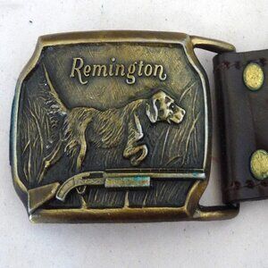 Remington shotgun advertising brass buckle leather belt vintage dog 30-32